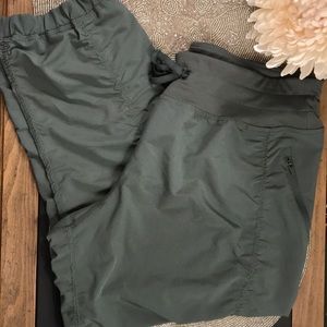Green hiking capris